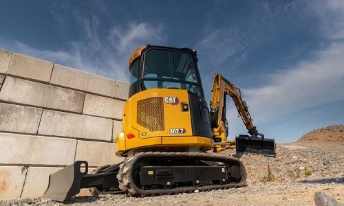 Mini ekskavatorius CAT 302.7 nuoma Vilniuje
