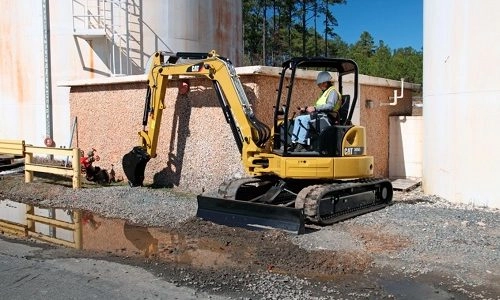 Mini ekskavatorius CAT 305 nuoma Vilniuje