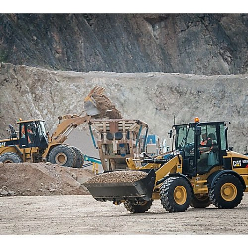 Ratinis krautuvas CAT 908M nuoma Vilniuje